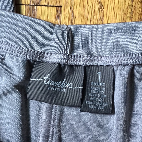 Grey Travelers By Chico’s Pants, Size 1 Short - Picture 2 of 4